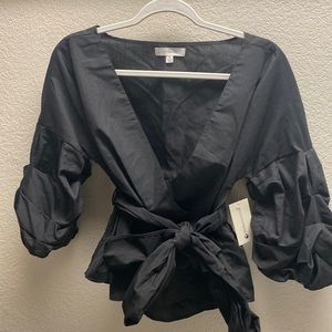 Puff sleeve wrap top